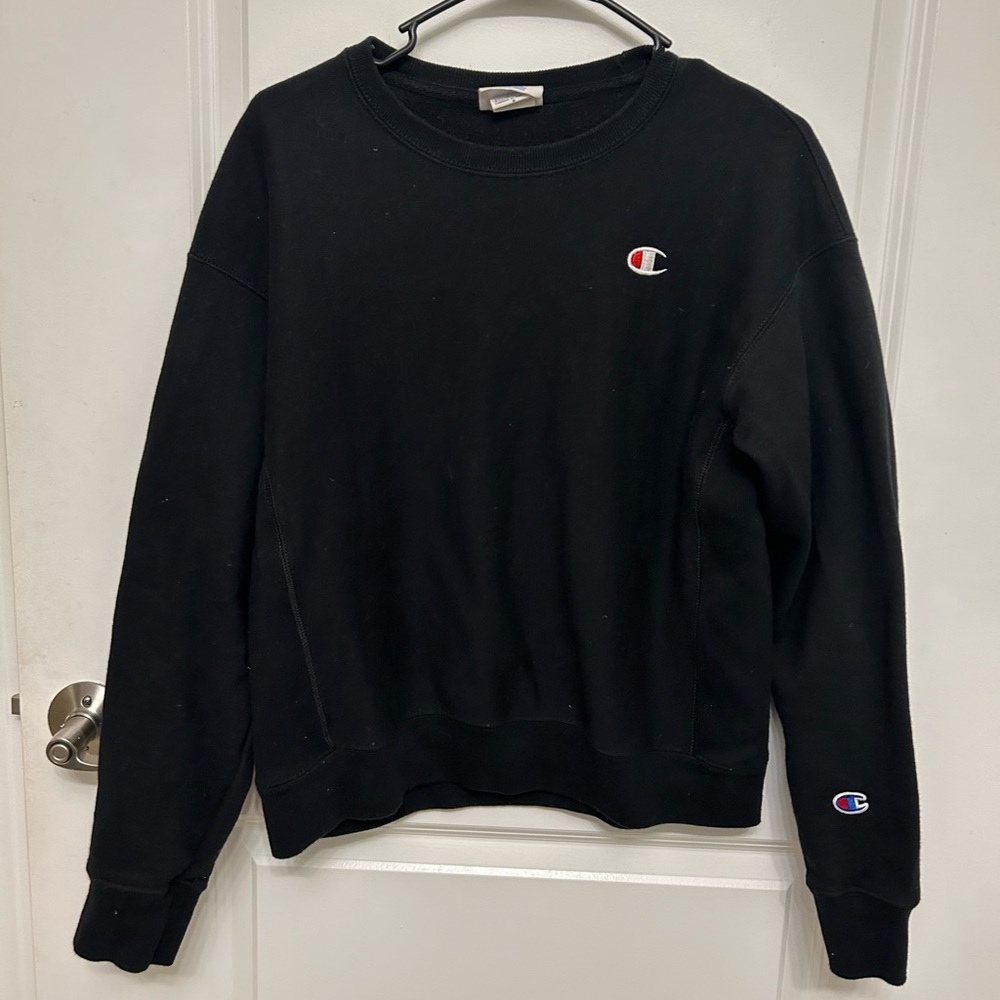 Champion Black Crewneck Sweatshirt